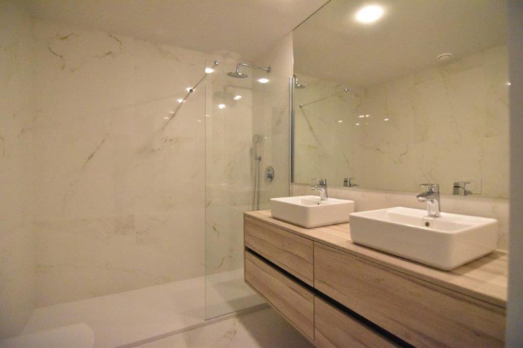- By Apturist Apartment *